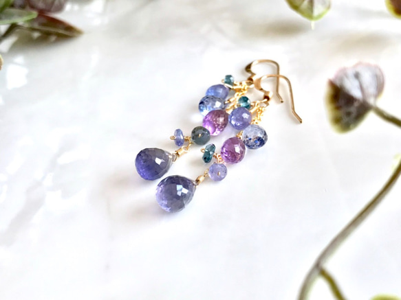 K14GF Iolite and blue gemstones earrings 第9張的照片