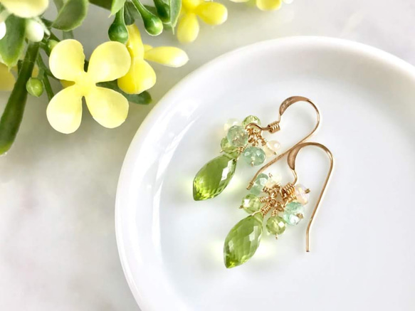 14kgf ペリドットのプチ ピアス/イヤリング Chartreuse ピアス