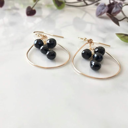 K14GF black Spinel earring 第3張的照片