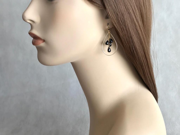 K14GF black Spinel earring 第5張的照片