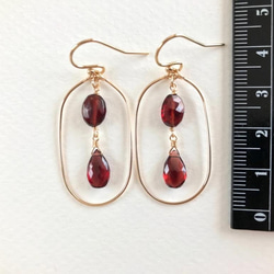 K14GF Garnet earring 第4張的照片