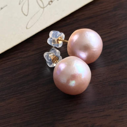 K14GF Lavender Pearl Stud Earrings 第2張的照片