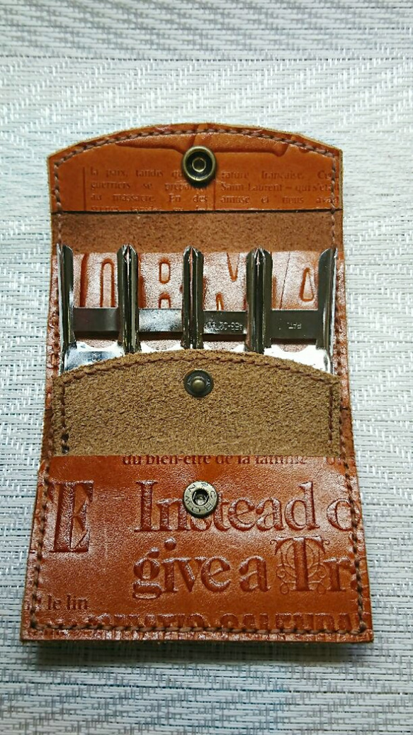 (名入れ可・色変更可)キャッチャー　財布　ハンドメイド　レザー　クラフト 名入れ可・色変更可)コインキャッチャー 財布 ハンドメイド