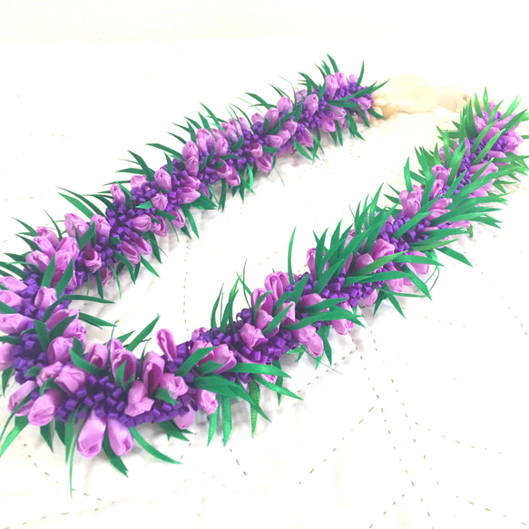 リボンを使ったバックアクセサリーハワイアン リボンレイ ラベンダー薄紫 クロッカス  長さ調節可能 2枚目の画像