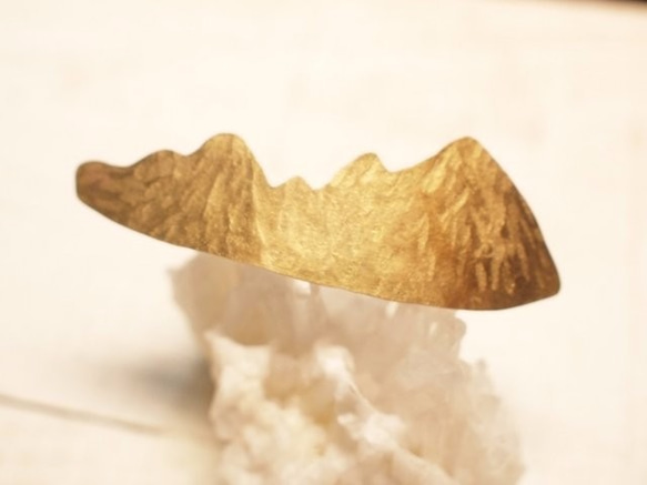 真鍮　オーダー・ご希望の山の形で　お山のバレッタ 1枚目の画像