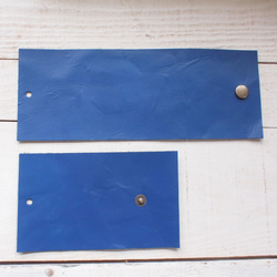 シワの硬め青い本革　情報カードケース　5"×3"サイズ 3枚目の画像