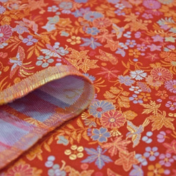 金色織錦秋草和蝴蝶紅 (7187-EA1) ☆ 織物寬度約 33 厘米 x 長度 50 厘米 ☆ 可連續切割 第5張的照片