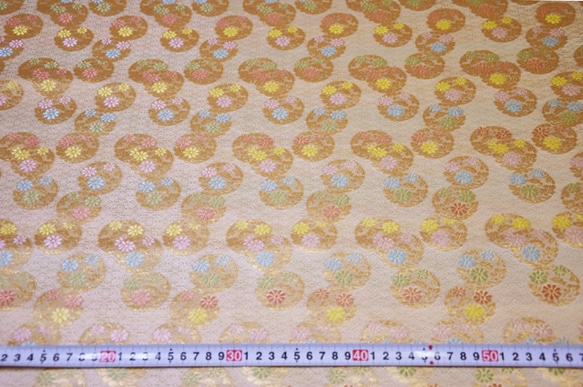 金襴 生地 正絹 小葵地に花の丸 白茶 4枚目の画像