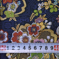 金色織錦布料櫻花海軍藍色在 Shuko ☆布料寬度約 33 公分 x 長度 50 公分☆可連續切割（6344C-2N2） 第7張的照片