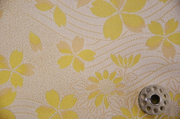 金布織物流動的菊花櫻桃黃☆織物寬度約33厘米x長度50厘米☆可以連續切割（147B-HM5） 第2張的照片