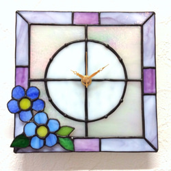 ステンドグラス 忘れな草の壁掛け時計☆彡すみれ色 3枚目の画像