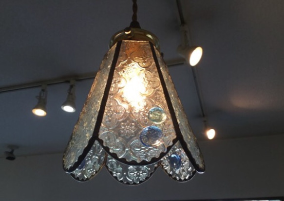 【ラスト1台】フローラガラスのペンダントランプ☆彡アクアブルー(シェードと灯具のセット) 1枚目の画像