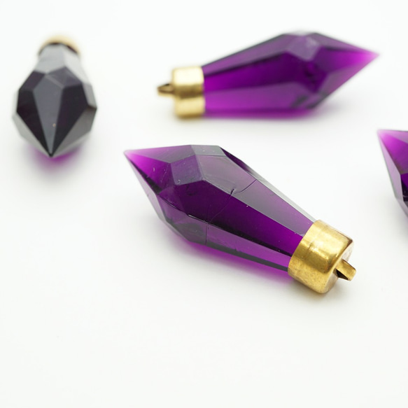 復古紫水晶刻面切割塑料小飾物（2 件套） 第2張的照片