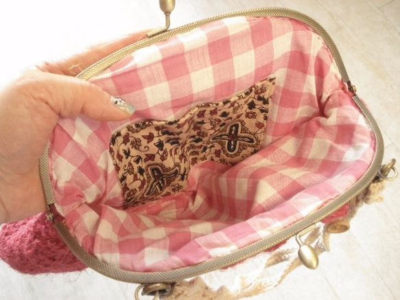 麻の糸で編んだ、がまぐちBag　ピンク 3枚目の画像