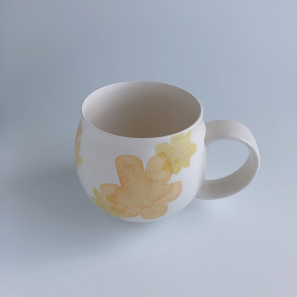 【SALE】Flower(オレンジ）マグカップ 2枚目の画像