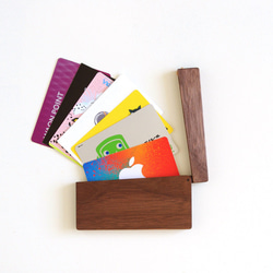 木製カードケース／磁石式／ウォールナット 1枚目の画像