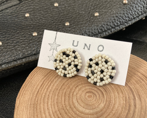 588大ぶり/ビーズ刺繍/ビシュー/シルバー/ハンドメイドピアス