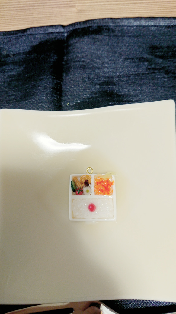 ミニチュアフード エビチリ弁当 2枚目の画像