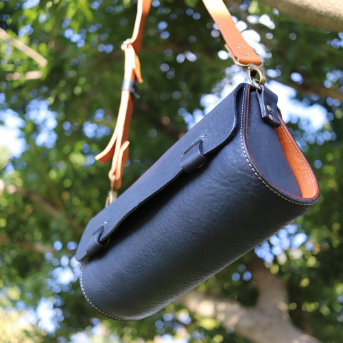 極希少✨ショルダーバッグ ネイビー/ベージュ~~~~ 長財布とスマホが入るショルダーバッグ NSHショルダー ネイビー