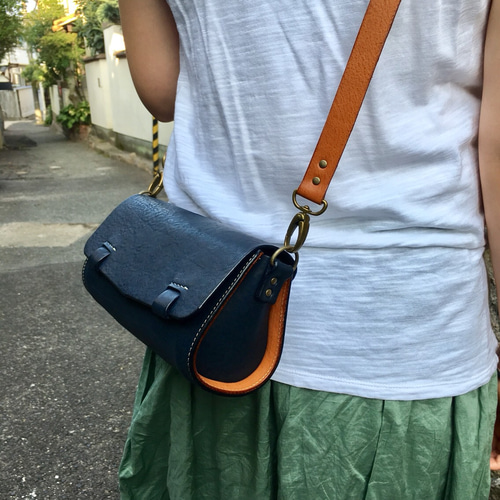 kiihamamaさん♡ ウォレットショルダー 鬼滅の刃 我妻善逸 ショルダーウォレット
