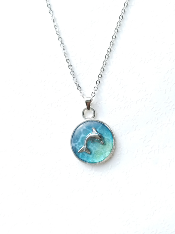 海の精霊 ～ dolphin necklace ネックレス ペンダント 2枚目の画像