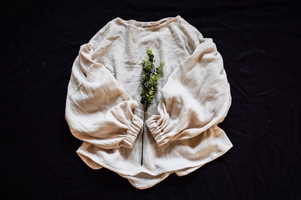 ぽこぽこダブルガーゼのプルオーバーブラウス【アイボリー・長袖】