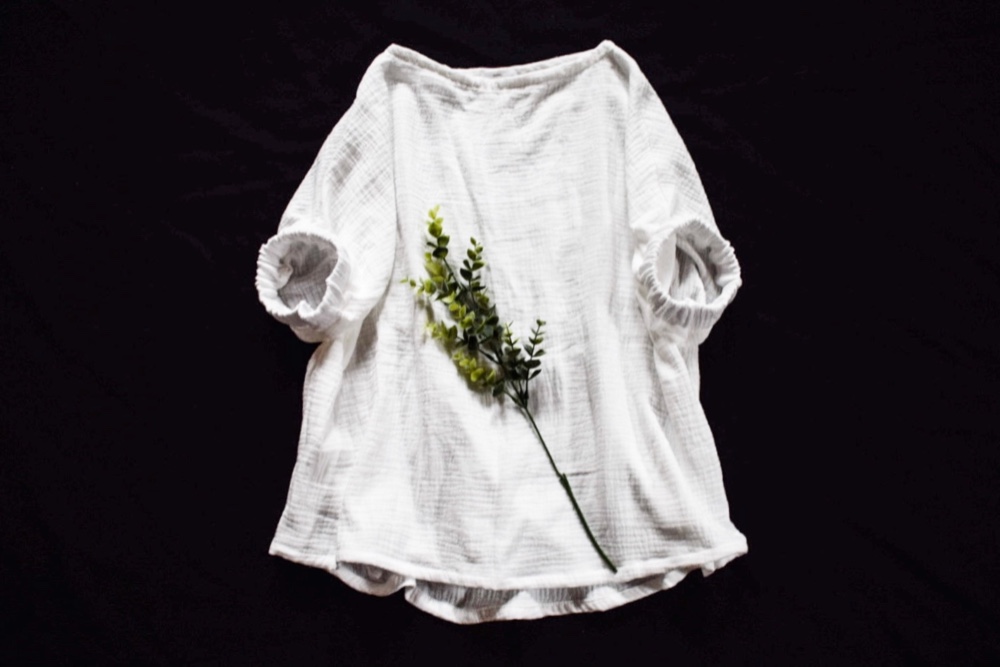 ぽこぽこダブルガーゼのプルオーバーブラウス【オフホワイト・半袖】