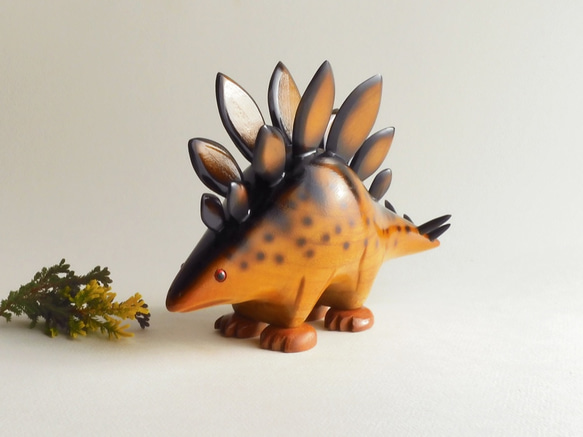 ステゴサウルス（★台付き）  Stegosaurus / Dinosaur 2枚目の画像