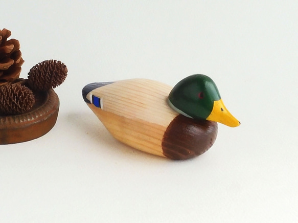 ミニデコイ マガモ オス(★台付き) mini decoy / wooden mallard duck 3枚目の画像