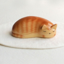 睡貓（淺棕色虎斑貓）（木製動物雕像睡貓/木頭/動物/雕像） 第1張的照片