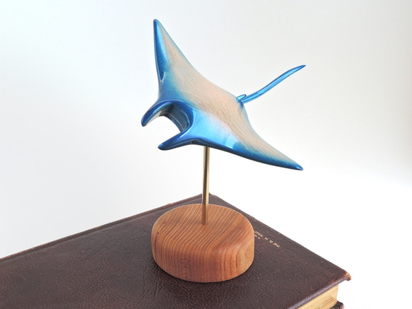 マンタ / wooden manta ray 1枚目の画像