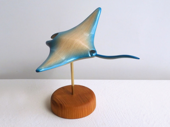 マンタ / wooden manta ray 4枚目の画像