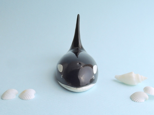 シャチS (★台付き)  wooden killer whale / orca 3枚目の画像