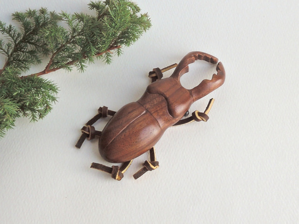 ミヤマクワガタ (★台付き)   Mountain Stag Beetle / wood crafts 2枚目の画像