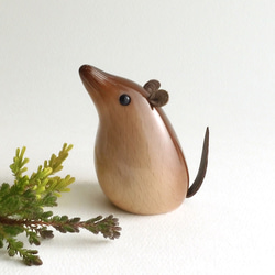 トガリネズミ  (★台付き)  shrew / wooden mouse 1枚目の画像