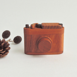 けやきのカメラ  (★台付き)  wooden camera 3枚目の画像