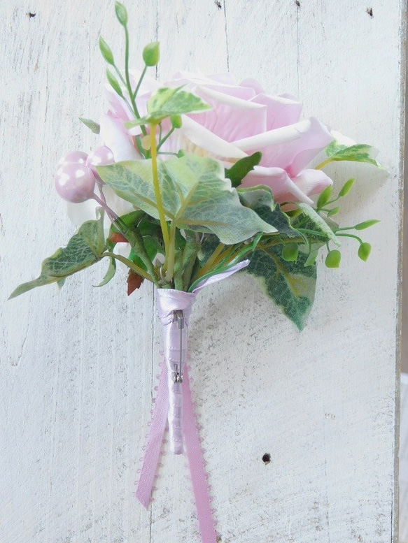 上質リアル　薔薇のコサージュ　結婚式　卒業式　入学式　謝恩会　セミナー　パーティ 3枚目の画像