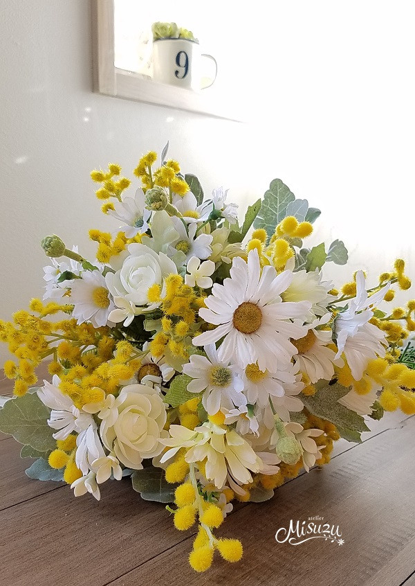 ミモザ・マーガレット・ラナン春の小花ナチュラルブーケ　ガーデンウェディング　前撮り　マタフォトにも！