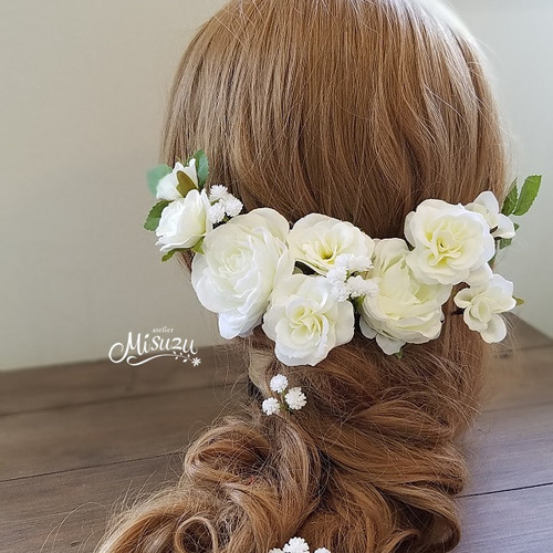 正統派！白薔薇＆カスミソウのラウンドブーケ 大定番 ハワイ 海外挙式