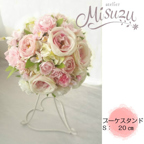 正統派！白薔薇＆カスミソウのラウンドブーケ 大定番 ハワイ 海外挙式