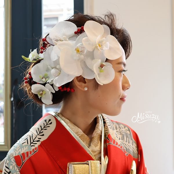 大輪胡蝶蘭　赤い実の髪飾り　成人式・七五三・和婚ブライダル　前撮り　197