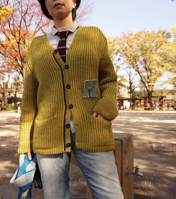 スクールレタードカーディガン（マスタード） カーディガン Hook