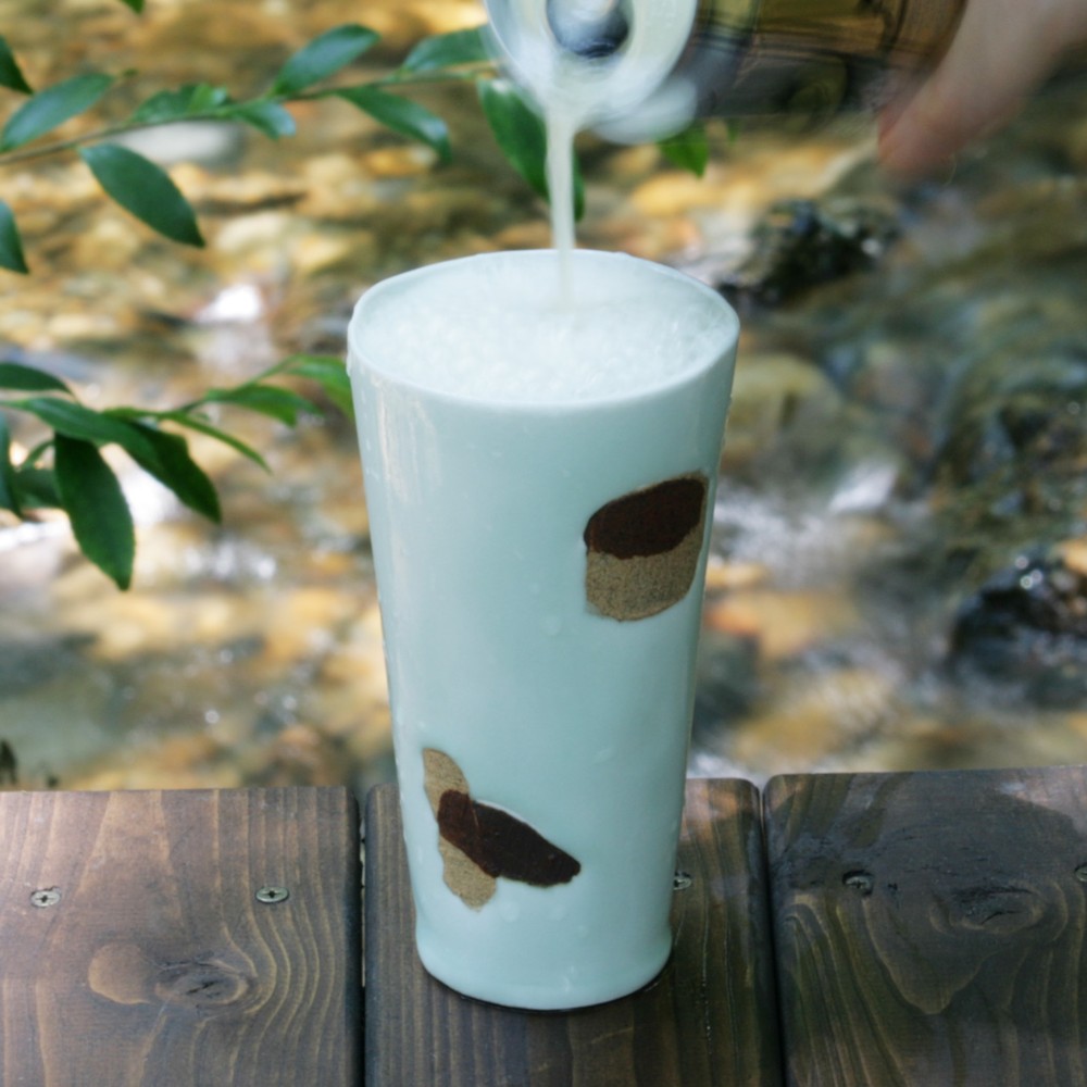 【磁器ビアマグ 点】B1  美濃焼 陶芸 ビール 素敵 プレゼント 磁器 手作り 贈り物 結婚祝い お正月 クリスマス