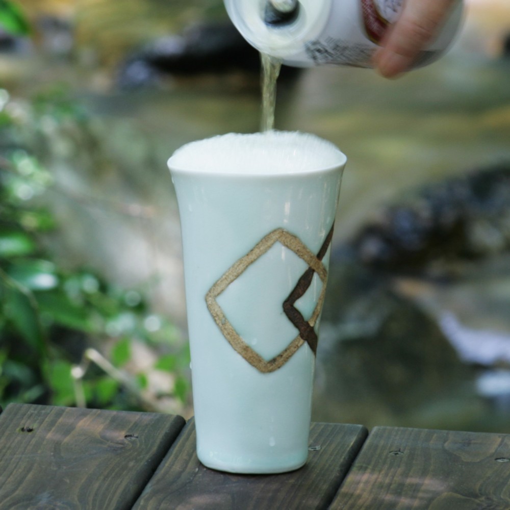 【磁器ビアマグ四角模】B2  美濃焼 陶芸 ビール 素敵 プレゼント 磁器 手作り 贈り物 結婚祝い お正月 クリスマス