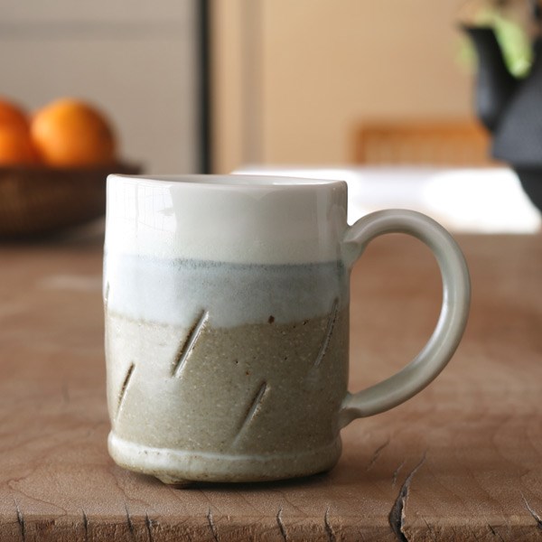 【陶器＋磁器マグカップ】m64 母の日 父の日 結婚祝い 陶芸 おしゃれ モダン 素敵 かわいい 誕生日 プレゼント 4,510円