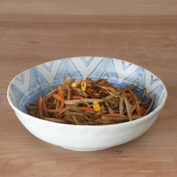 【ゴス模様めん鉢】h101　煮物 盛り鉢 美味しい 人気 おしゃれ 素敵 かわいい 誕生日 プレゼント 陶芸