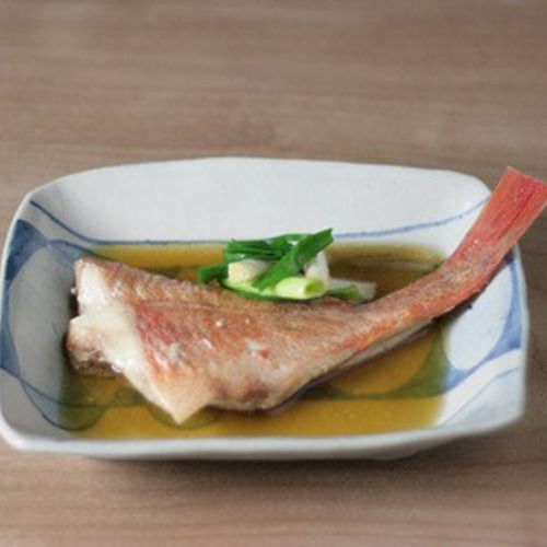 染付け 丸模様角皿】S49 煮魚 煮物 美味しい 人気 おしゃれ 素敵