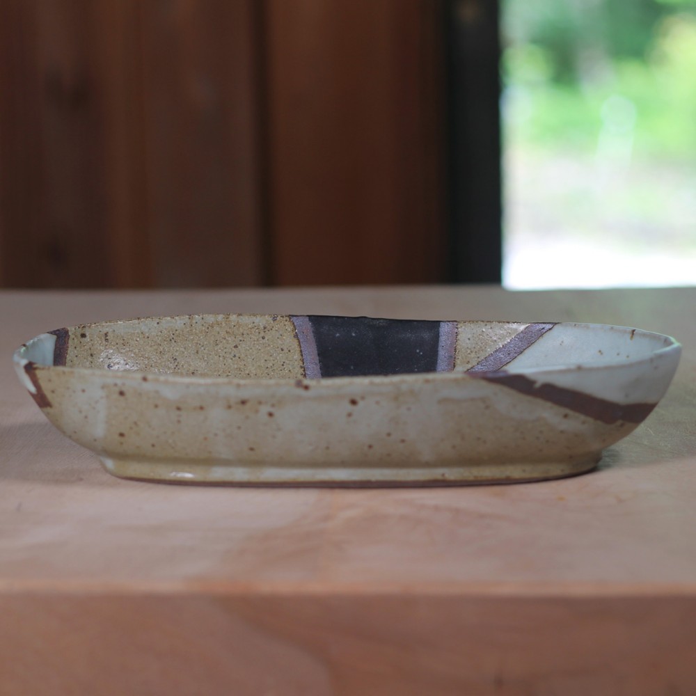 【塗り分け 小判鉢】ｈ50　和食器 陶芸 美濃焼 盛り鉢 煮物 取り鉢 サラダ 結婚祝い プレゼント 素敵 陶器 手作り