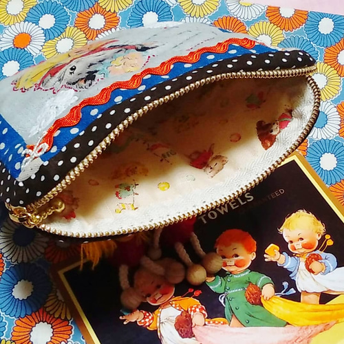 まるちゃん様専用♡メリーボンボンワイヤーポーチ2点 まるちゃん様専用♡メリーボンボンワイヤーポーチ2点
