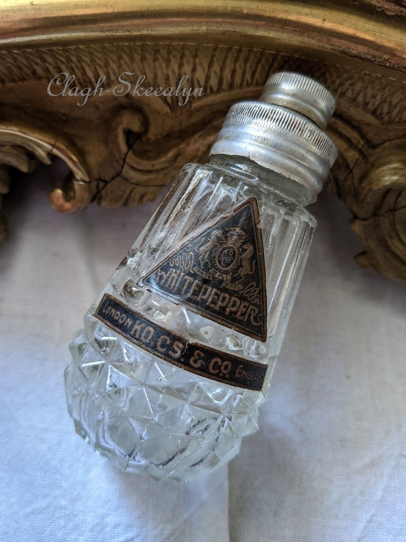 ENGLAND antique】イギリスアンティーク・Spice jar/ スパイス瓶
